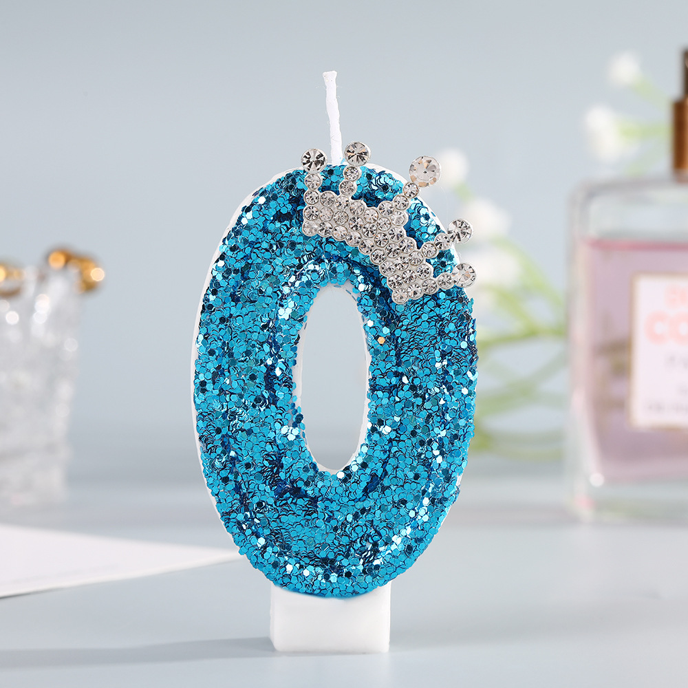 شموع أعياد الميلاد على شكل تاج - مراجعة Holiday Candle Set وسعره