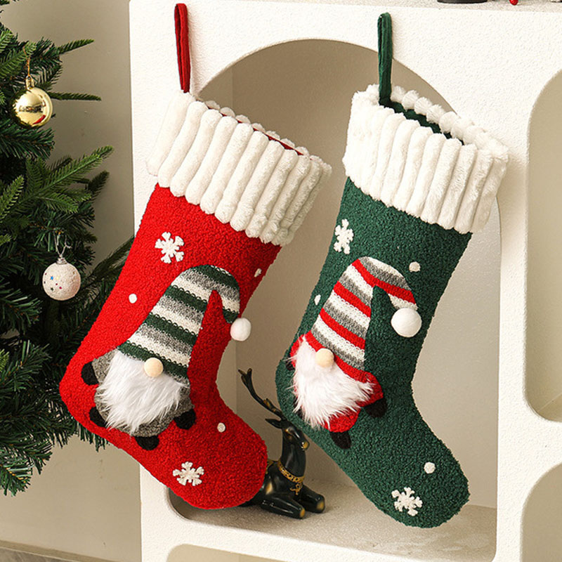 زينة جورب عيد الميلاد الجديدة  - مراجعة Christmas Stocking Hanging وسعره